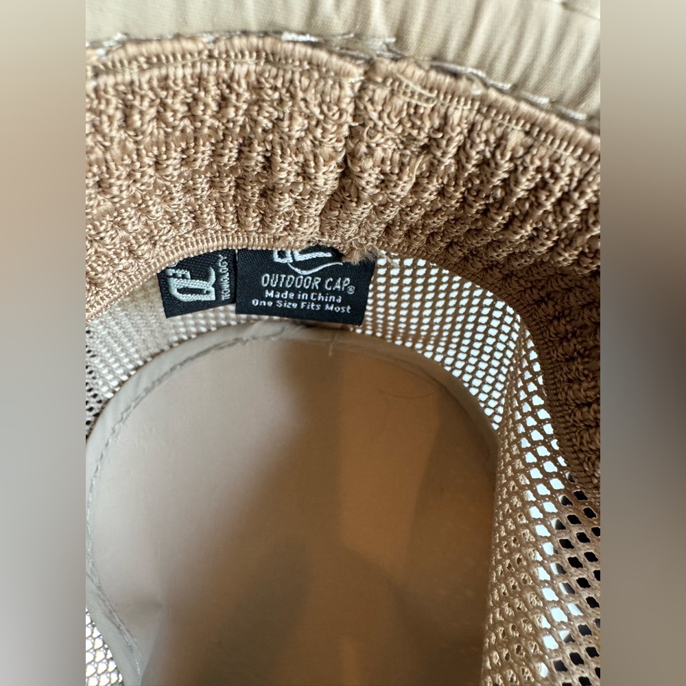 Outdoor Hat - Picture 2 of 3